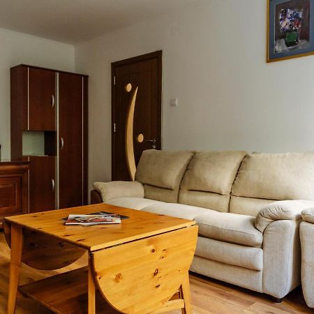 Old Town Historic Apartment With Backyard Mini Park Бухарест Екстер'єр фото